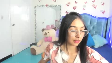 Snapshot of valery_taylor_1 chatting on April 2026 04:24:02 AM valery online show from April 2026 04:24:02 AM