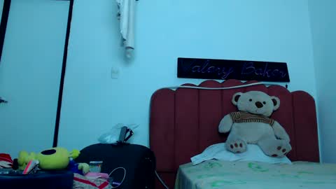 B V Naughty online show from December 2024 10:22:01 PM