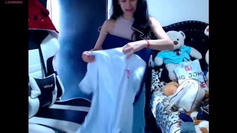 B V Naughty online show from January 2026 05:28:02 PM