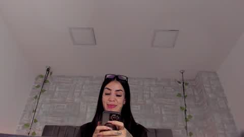 valerykat_ online show from January 2026 05:27:02 PM