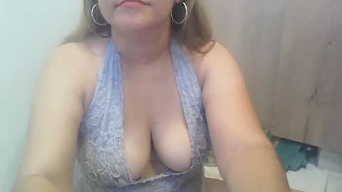 Snapshot of valerysquirtxxx chatting on May 2026 04:33:02 PM VALERY SQUIRT online show from May 2026 04:33:02 PM