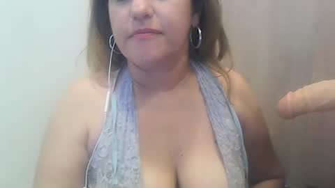Snapshot of valerysquirtxxx chatting on May 2026 04:37:01 PM VALERY SQUIRT online show from May 2026 04:37:01 PM