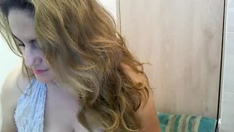 Snapshot of valerysquirtxxx chatting on June 2026 05:47:02 PM VALERY SQUIRT online show from June 2026 05:47:02 PM