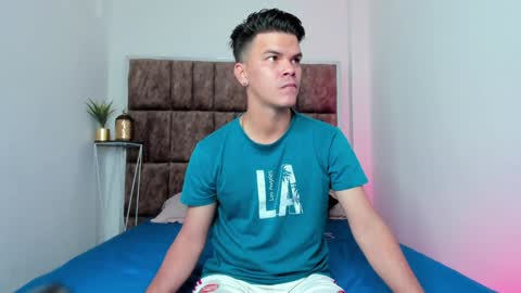 Snapshot of valerystonne_ chatting on January 2025 07:53:01 PM Valery Stonne online show from January 2025 07:53:01 PM