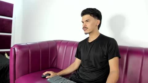 Snapshot of valerystonne_ chatting on September 2025 07:04:01 PM Valery Stonne online show from September 2025 07:04:01 PM