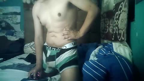 Snapshot of valesh20 chatting on November 2025 12:21:01 AM Valesh19 online show from November 2025 12:21:01 AM