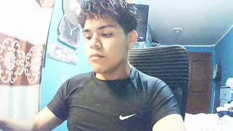 Snapshot of valesh20 chatting on January 2026 05:12:02 AM Valesh19 online show from January 2026 05:12:02 AM