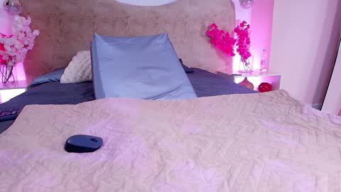 Snapshot of valeska_roberts chatting on March 2026 07:20:02 PM Valeska online show from March 2026 07:20:02 PM