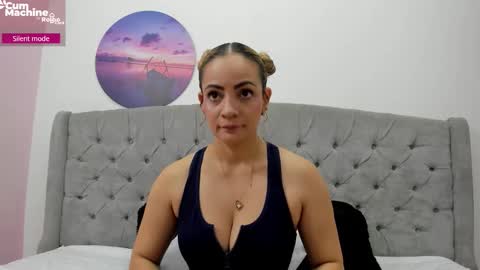 Valesskahall online show from November 2025 12:04:01 PM