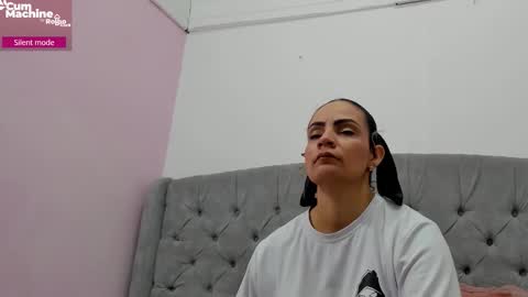 Valesskahall online show from December 2025 12:14:02 PM