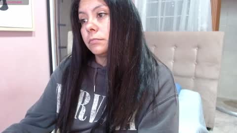 valevicious online show from December 2024 10:01:01 PM