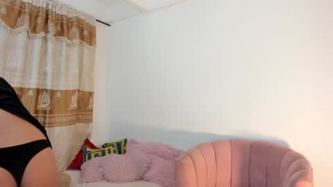 VALIENTE  online show from January 2025 08:27:02 AM