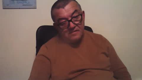 Snapshot of valio6969 chatting on March 2026 04:21:02 PM valio online show from March 2026 04:21:02 PM