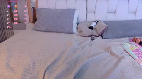 Valkiria moore  online show from September 2025 09:05:02 PM