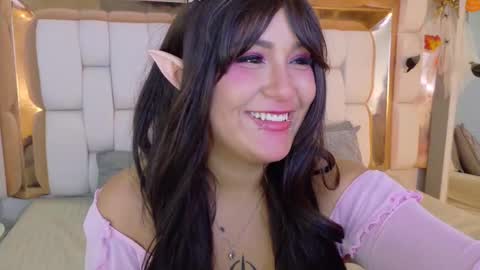 Valkiria moore  online show from October 2025 07:59:01 PM