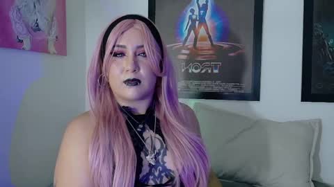Valkiria moore  online show from May 2026 11:12:01 PM