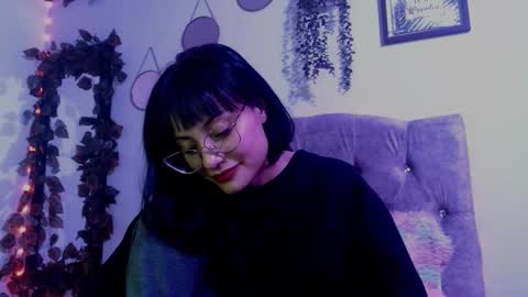 valkiry_ online show from February 2026 11:34:02 PM