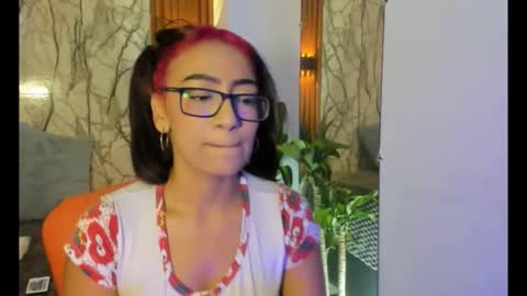 Valkyfoxxx online show from December 2025 11:04:01 AM