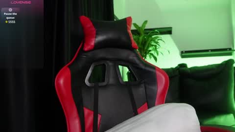 Snapshot of valkyria12 chatting on September 2025 08:45:02 PM Valkyria online show from September 2025 08:45:02 PM