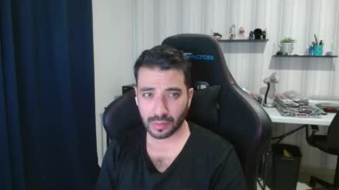 Roberto Carlos online show from November 2025 10:37:01 PM