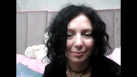 Snapshot of valleriwind chatting on January 2025 04:20:01 PM ValleriWind online show from January 2025 04:20:01 PM