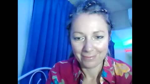 Snapshot of valleriwind chatting on January 2025 04:36:01 AM ValleriWind online show from January 2025 04:36:01 AM