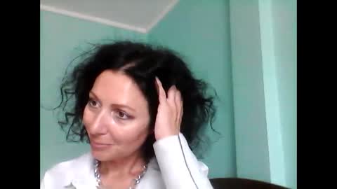 Snapshot of valleriwind chatting on March 2025 02:04:02 AM ValleriWind online show from March 2025 02:04:02 AM