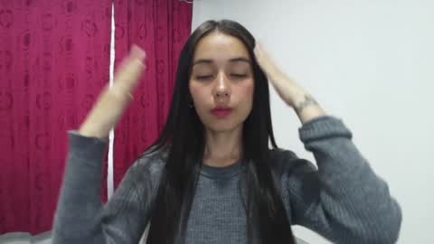 Taty independent account online show from December 2024 12:13:02 PM