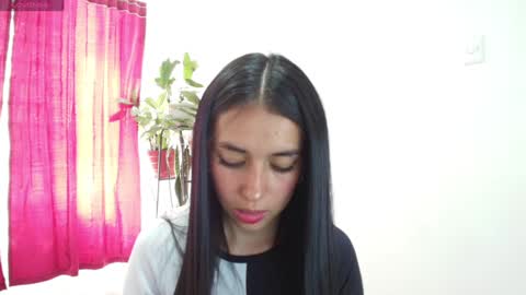 Taty independent account online show from February 2025 04:25:01 PM