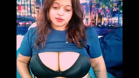indianvalvet priya is back online show from January 2025 06:33:01 AM
