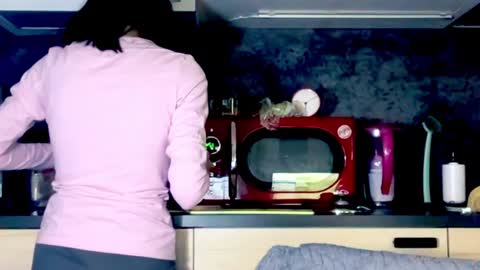 Little Devil online show from December 2024 06:02:02 PM