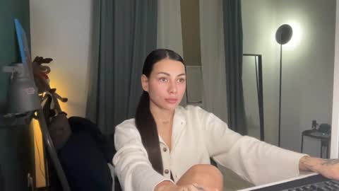 Little Devil online show from February 2025 06:46:01 PM