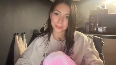 Little Devil online show from October 2025 04:41:01 PM