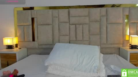 valtira nova online show from April 2026 07:33:02 PM