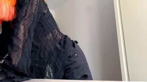 Emily online show from February 2026 06:13:01 AM