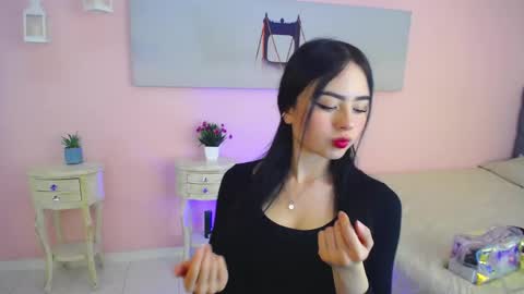 Isabella online show from February 2026 07:41:01 PM