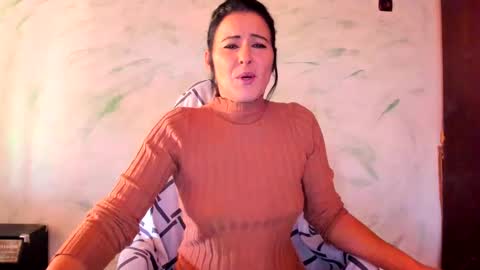 Snapshot of valysexybarbie chatting on December 2024 07:55:01 AM valentina online show from December 2024 07:55:01 AM