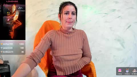 Snapshot of valysexybarbie chatting on February 2025 10:48:02 AM valentina online show from February 2025 10:48:02 AM