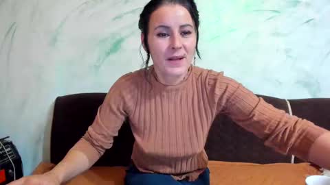 Snapshot of valysexybarbie chatting on March 2025 08:02:02 AM valentina online show from March 2025 08:02:02 AM