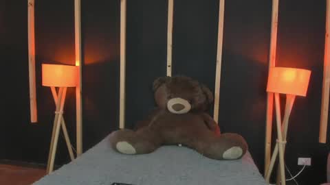 vampy_dolll online show from January 2025 01:04:02 PM