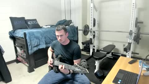 Vandal2021 online show from January 2025 02:47:01 AM