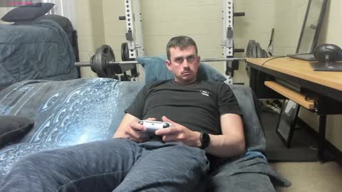 Vandal2021 online show from January 2025 11:35:01 PM