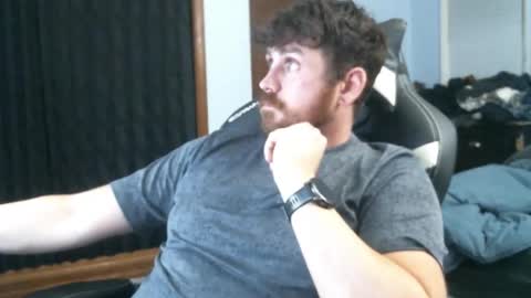 Vandal2021 online show from November 2025 02:33:01 AM