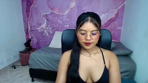 Snapshot of vane_latin18 chatting on March 2026 08:15:02 PM vane_latin18 online show from March 2026 08:15:02 PM