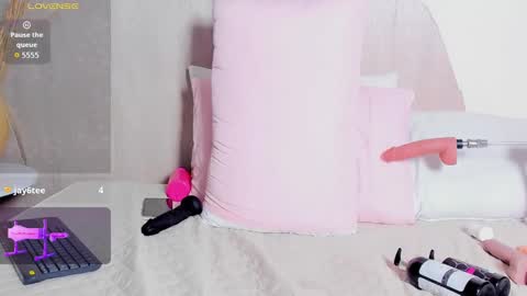 V A N E  online show from October 2025 10:55:02 PM