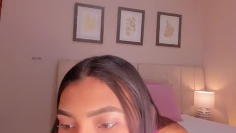 vanessa__cb online show from June 2026 11:35:02 AM