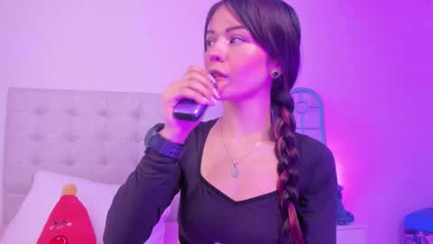 Vane  online show from March 2026 08:04:02 PM