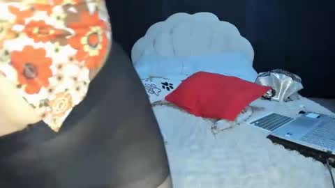 Vanessa online show from December 2024 01:37:02 AM