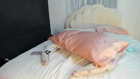 Vanessa online show from March 2025 11:28:02 PM