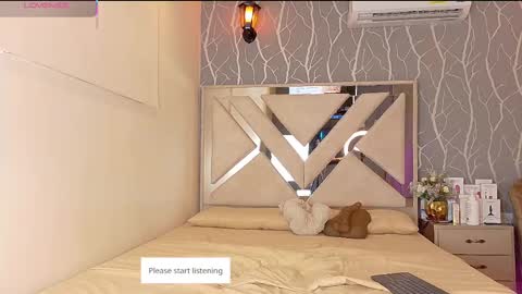    online show from October 2025 12:15:01 PM